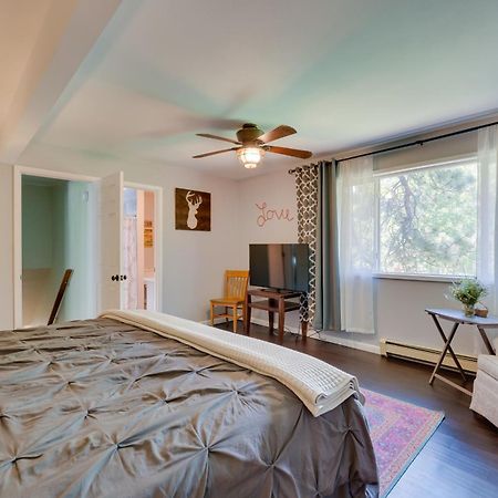 Stunning Golden Home With Deck About 35 Mi To Denver! 外观 照片